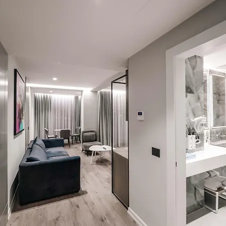 Boe Luxury 4* Sarandë