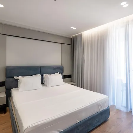 Boe Luxury 4* Sarandë