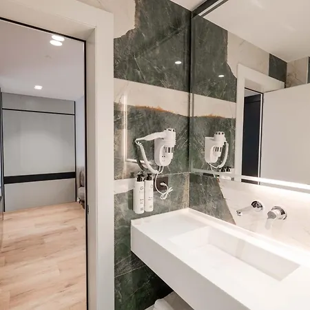 Hotel Boe Luxury 4*