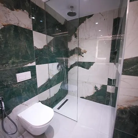 Boe Luxury 4*