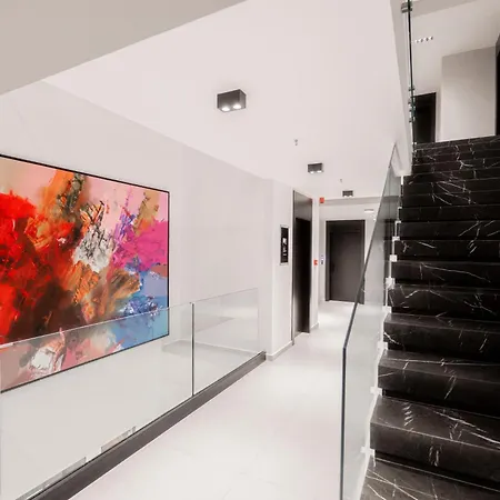 Отель Boe Luxury 4*